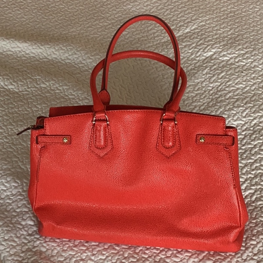 Red Henri Bendel Carlyle bag - Picture 8 of 12